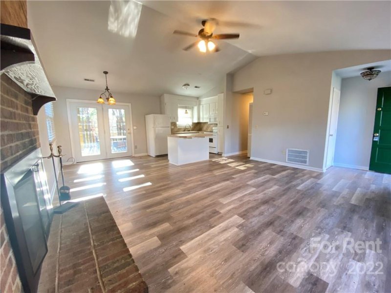 4518 Nicks Tavern Road