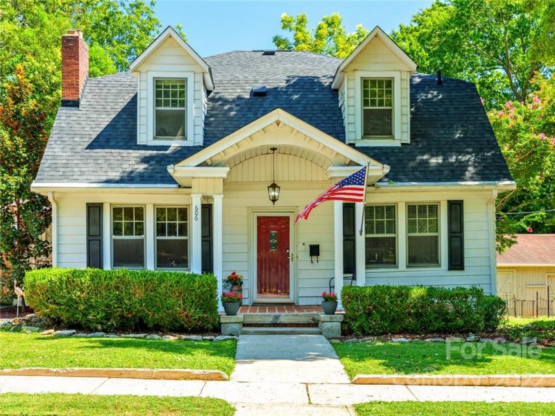 Property image 2 at 606 Jackson Street, Gastonia, NC 28052