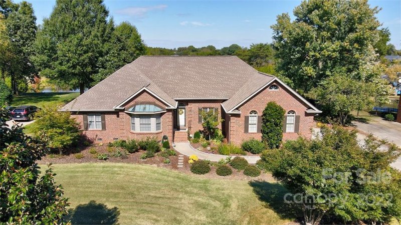 475 Beacon Knoll Lane