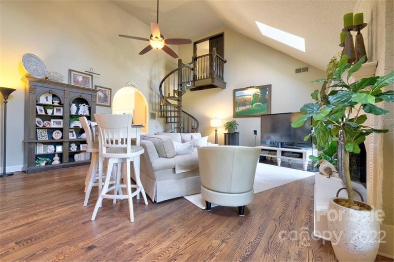 Property image 4 at 475 Beacon Knoll Lane, Fort Mill, SC 29708