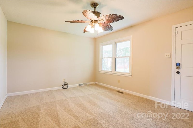 Property image 3 at 213 Fairfield Court, Lincolnton, NC 28092