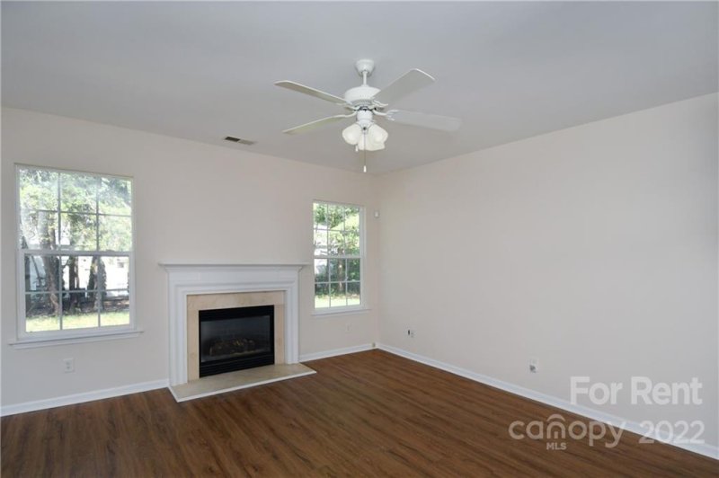 Property image 5 at 128 Vance Crescent Drive, Mooresville, NC 28117