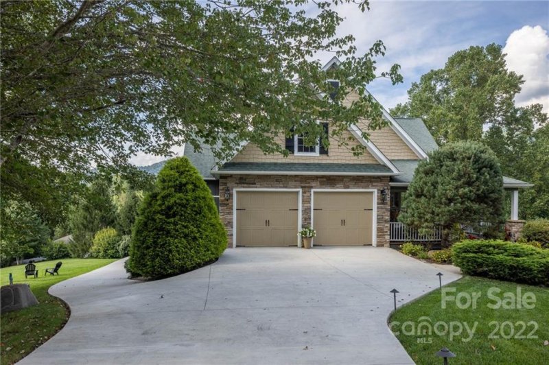 Property image 3 at 33 Bridle Path Drive, Barnardsville, NC 28709