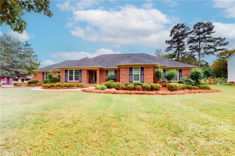 Property image 2 at 1524 Carodon Court, Rock Hill, SC 29732