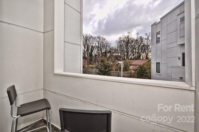 Property image 5 at 318 Viburnum Way Court, Charlotte, NC 28208