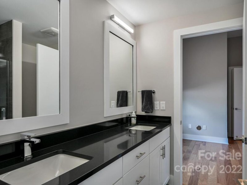 Property image 5 at 16 Bauhaus Court, Asheville, NC 28801