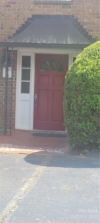 Property image 2 at 921 Nottingham Drive, Gastonia, NC 28054