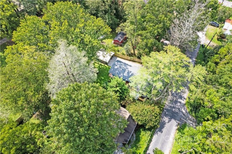 Property image 3 at 703 Miami Terrace, Hendersonville, NC 28791