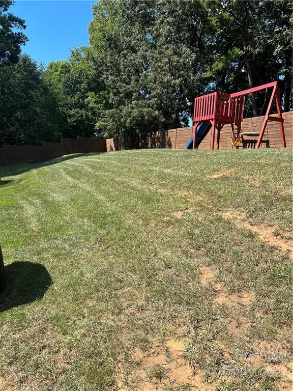 Property image 2 at 1918 Teddington Drive, Charlotte, NC 28214