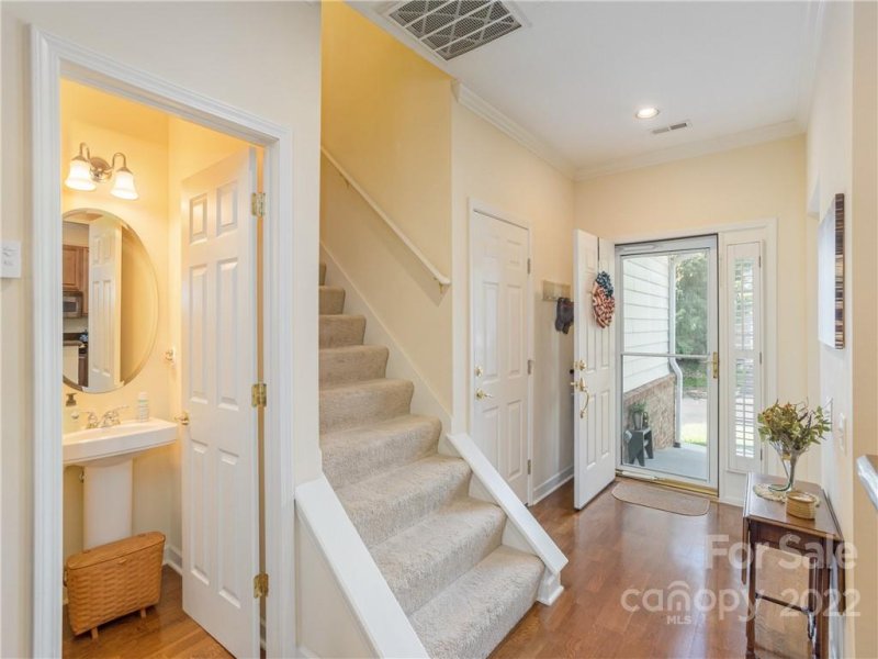 Property image 2 at 119 Victoria Park Drive, Hendersonville, NC 28792