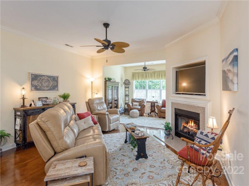 Property image 5 at 119 Victoria Park Drive, Hendersonville, NC 28792