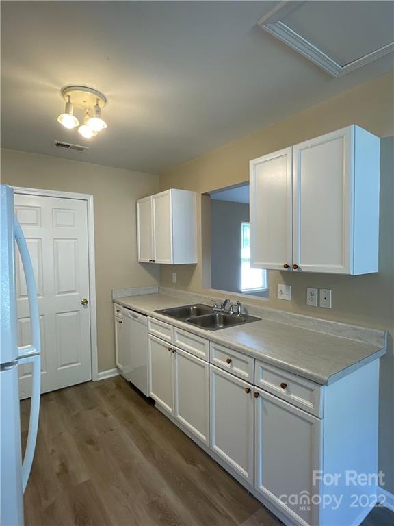Property image 5 at 5534 Windy Valley Drive, Charlotte, NC 28208