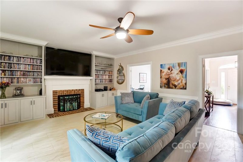 Property image 5 at 1101 Laurel Park Lane, Charlotte, NC 28270