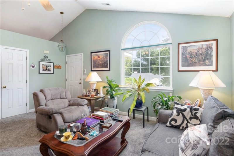 Property image 5 at 7302 Flodden Field Court, Charlotte, NC 28217