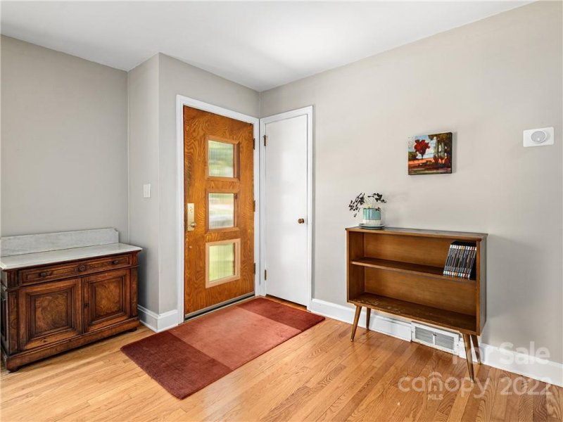 Property image 3 at 56 Clarendon Road, Asheville, NC 28806