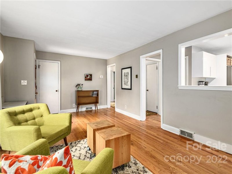 Property image 5 at 56 Clarendon Road, Asheville, NC 28806