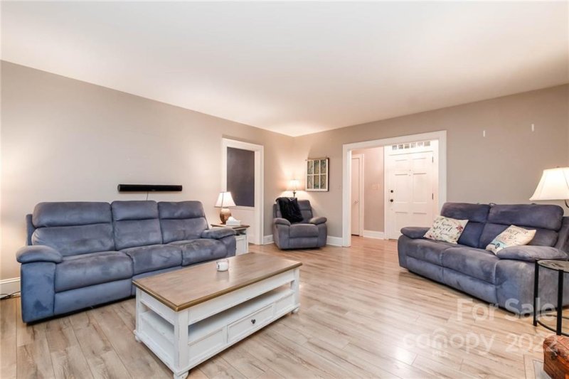 Property image 4 at 1615 Brentwood Drive, Newton, NC 28658