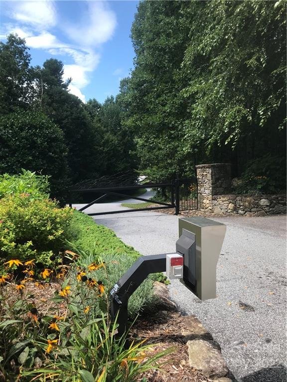 Property image 5 of 190 Huckleberry Ridge Lane in Pinnacle Falls, Zirconia, NC 28790