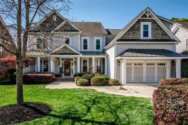 Property image 3 at 111 Hedgewood Drive, Mooresville, NC 28115