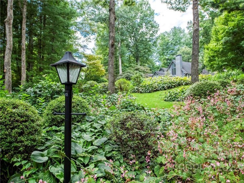 Property image 3 at 10 Canterbury Place, Arden, NC 28704