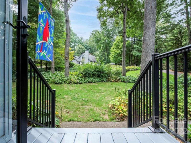 Property image 4 at 10 Canterbury Place, Arden, NC 28704