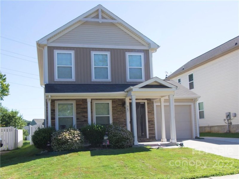 Property image 2 at 347 Cornielle Lane, Charlotte, NC 28216