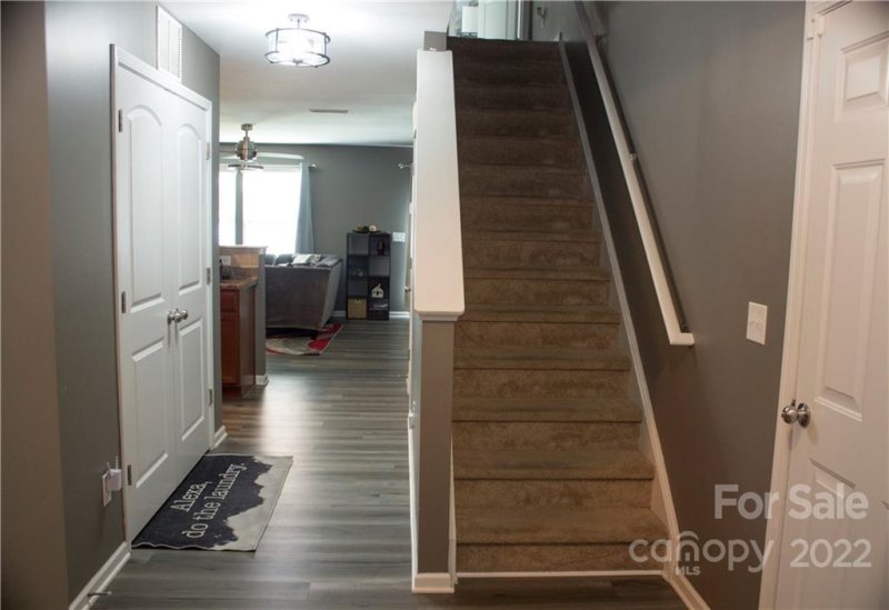 Property image 3 at 347 Cornielle Lane, Charlotte, NC 28216