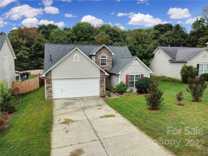 Property image 3 at 2636 Thistle Brook Drive, Concord, NC 28027