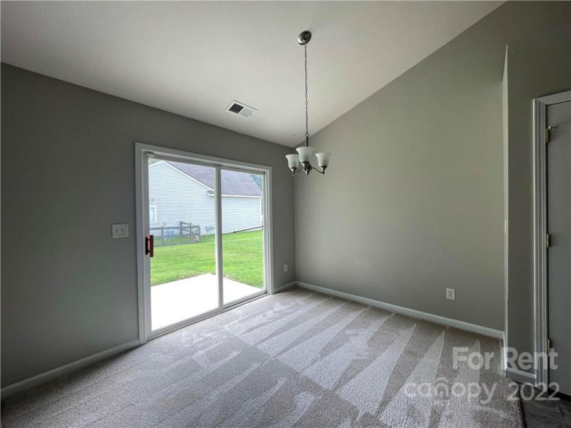 Property image 3 at 6425 Sunman Road, Charlotte, NC 28216