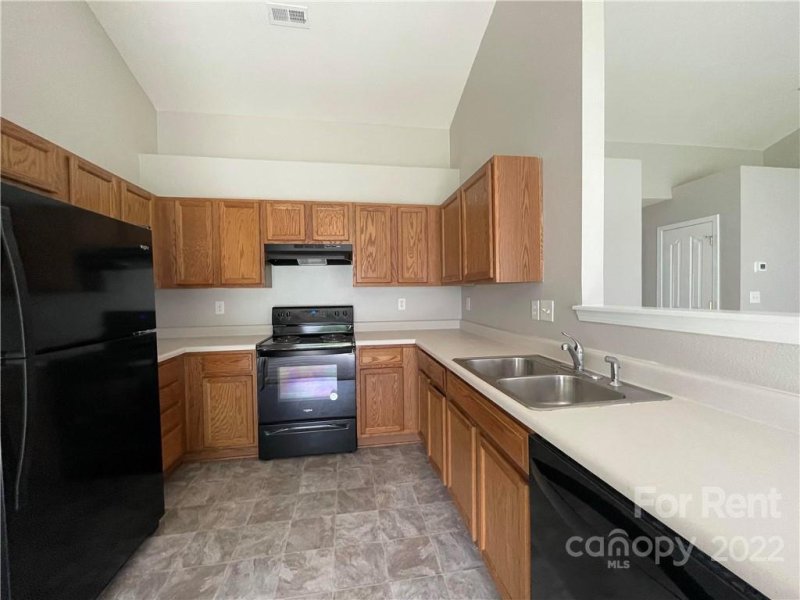 Property image 4 at 6425 Sunman Road, Charlotte, NC 28216