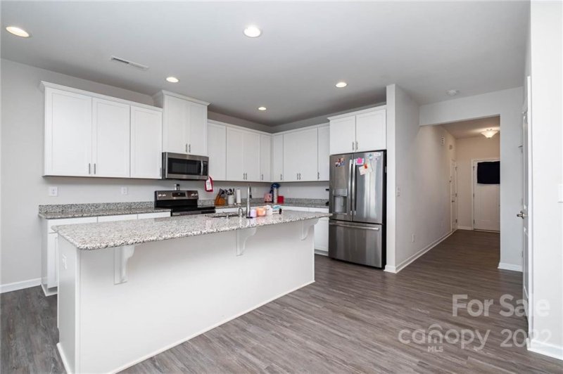 Property image 3 at 322 Scenic View Lane, Matthews, NC 28104