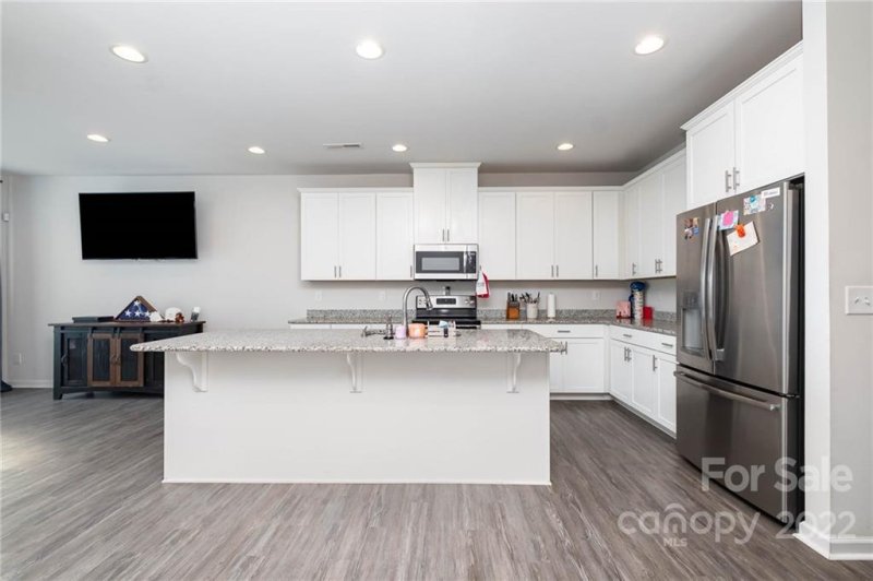 Property image 4 at 322 Scenic View Lane, Matthews, NC 28104