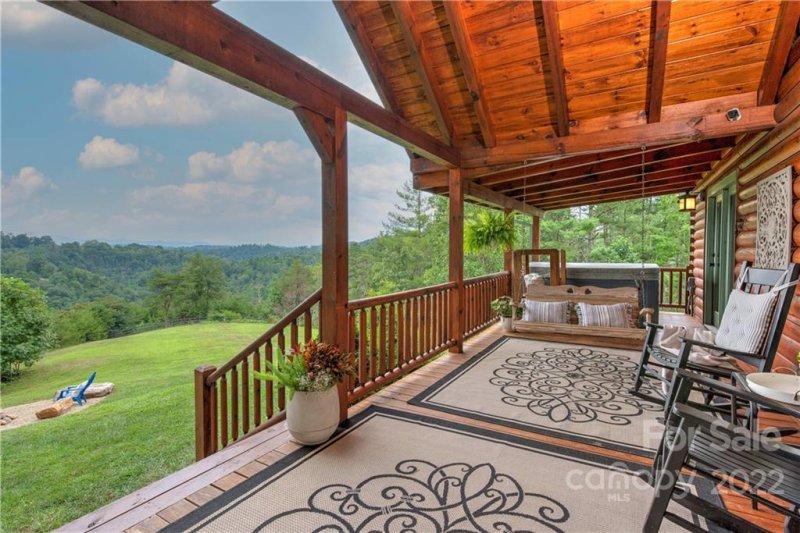 Property image 3 at 407 Highland Creek Drive, Marshall, NC 28753