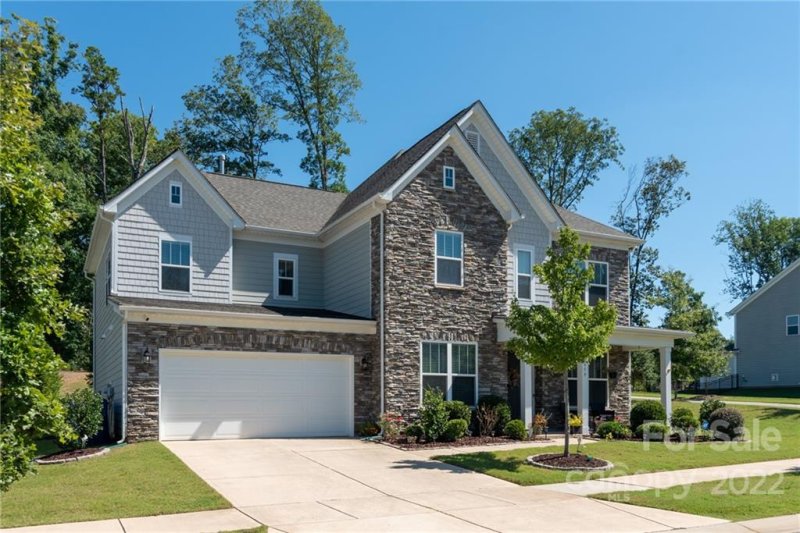 Property image 2 at 8659 Shadetree Street, Huntersville, NC 28078