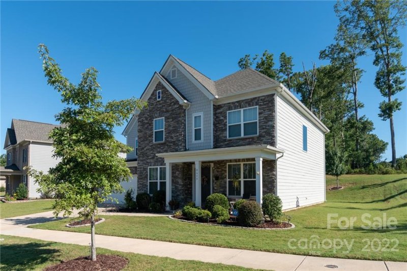 Property image 3 at 8659 Shadetree Street, Huntersville, NC 28078