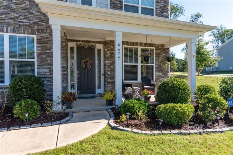 Property image 4 at 8659 Shadetree Street, Huntersville, NC 28078