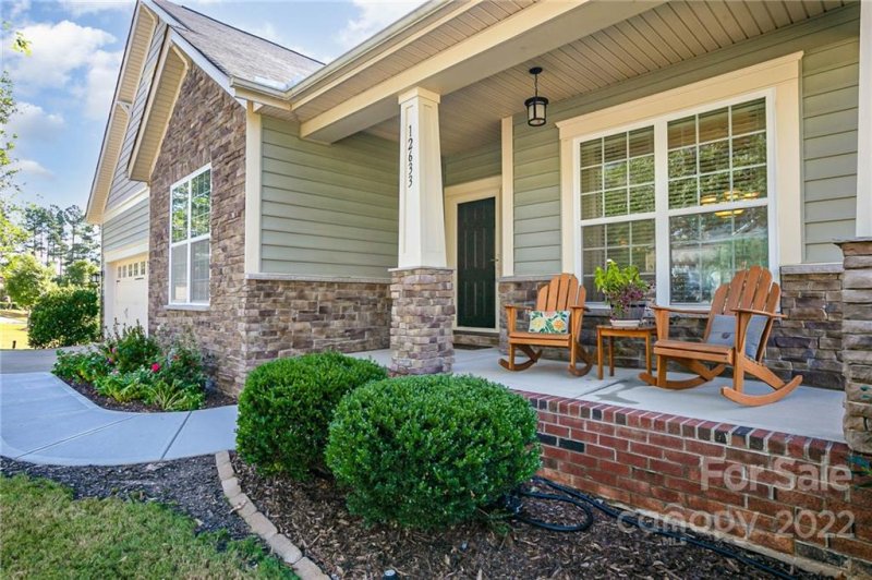 Property image 5 at 12633 Hunting Birds Lane, Charlotte, NC 28278