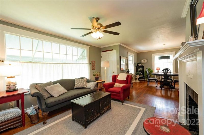 Property image 5 at 1306 12th Street Drive, Hickory, NC 28601