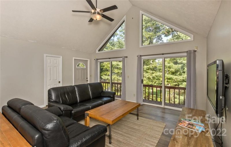 Property image 3 at 46 Grey Fox Trail, Hendersonville, NC 28739