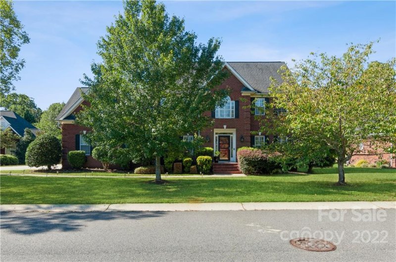 Property image 2 at 234 Falcon Ridge Road, Matthews, NC 28104