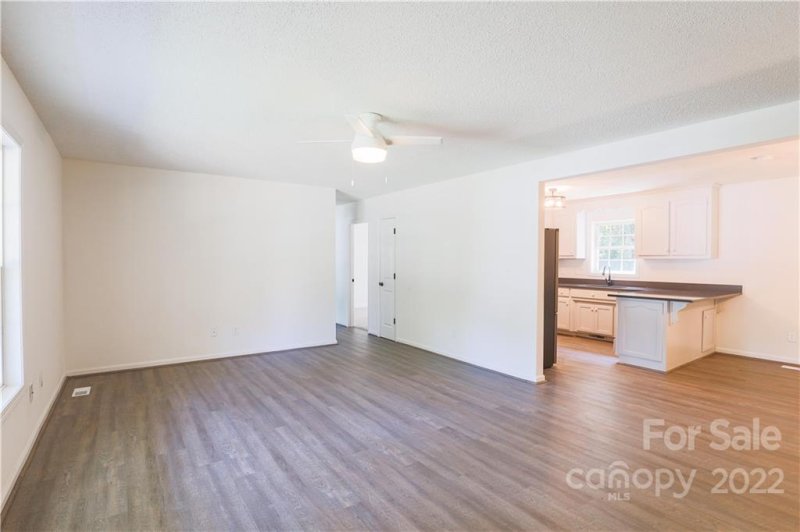 Property image 3 at 1214 Courtney Cove Court, Gastonia, NC 28052