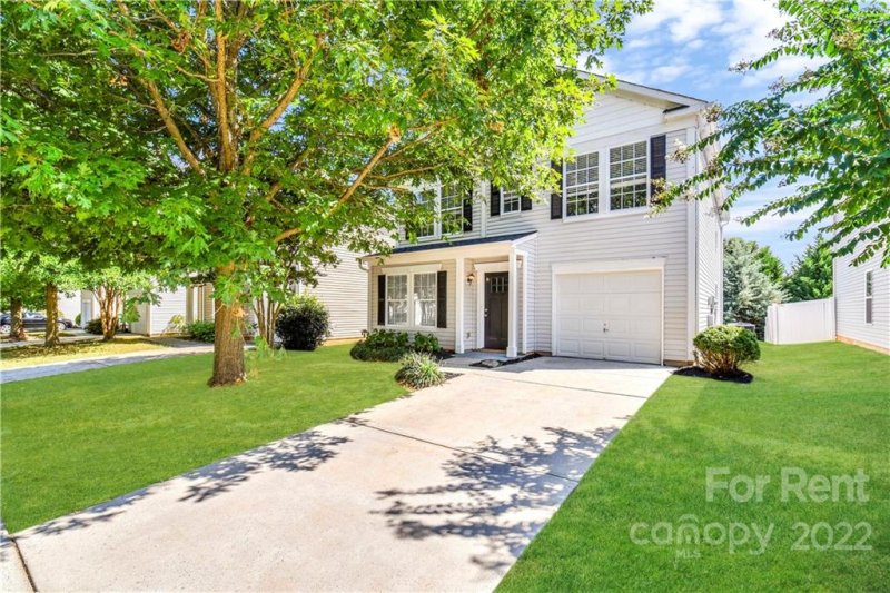 Property image 2 at 6252 Salamander Run Lane, Charlotte, NC 28215