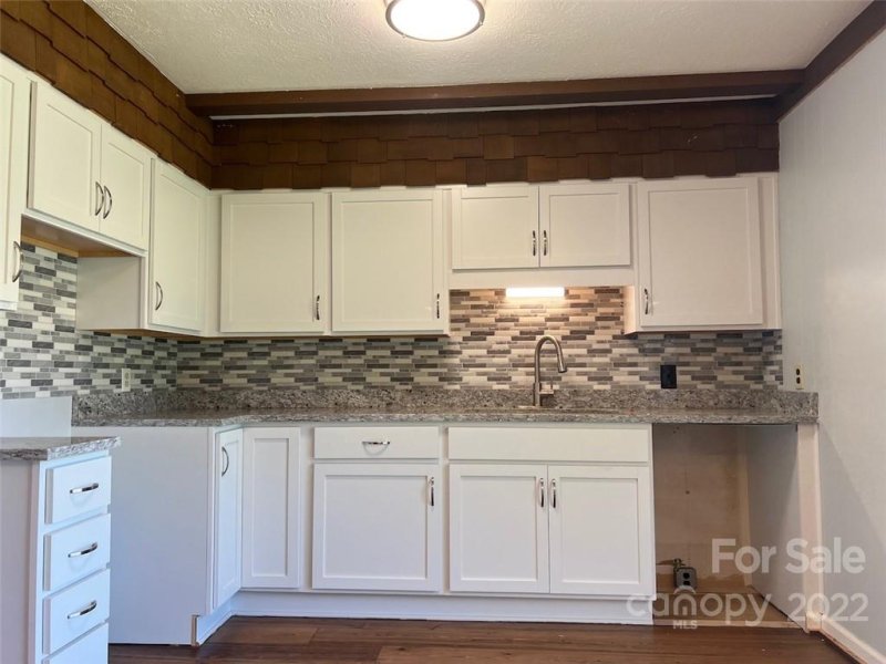 Property image 4 at 21 Sugar Maple Drive, Hendersonville, NC 28739