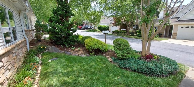 Property image 3 at 19 Beekeeper Trail, Swannanoa, NC 28778