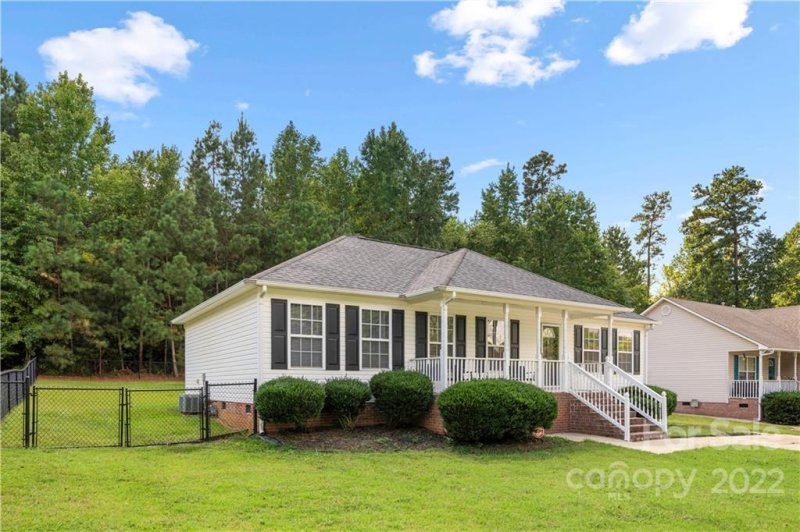 Property image 3 at 806 Morningside Drive, Rock Hill, SC 29730