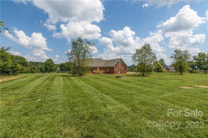 Property image 5 at 805 Settlers Drive, Cherryville, NC 28021