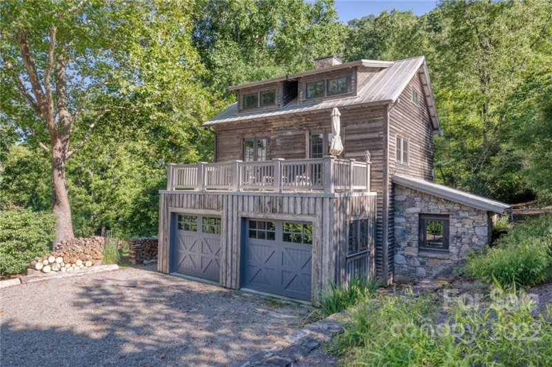 Property image 4 at 287 Whisper Mountain Drive, Leicester, NC 28748