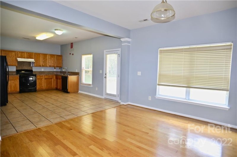 Property image 3 at 1513 Ladora Drive, Charlotte, NC 28262