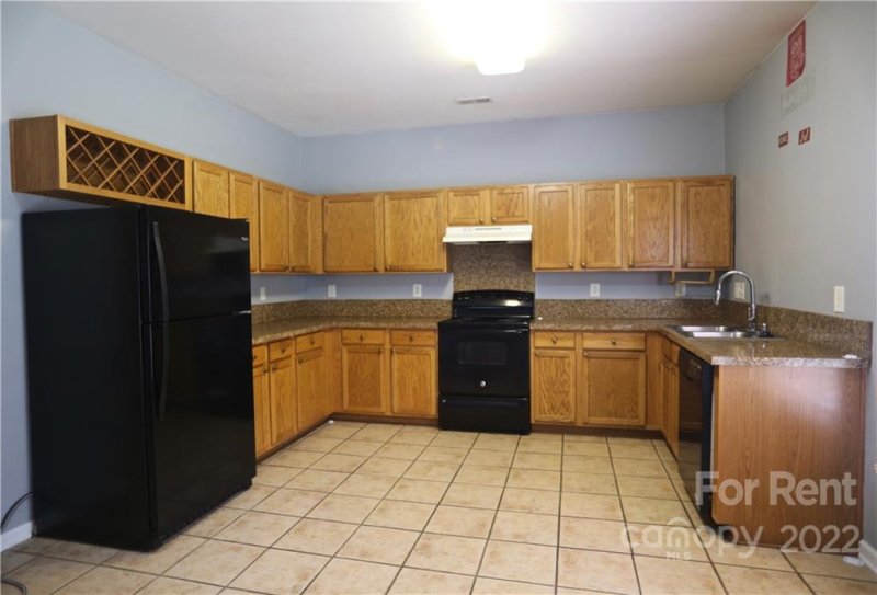 Property image 4 at 1513 Ladora Drive, Charlotte, NC 28262