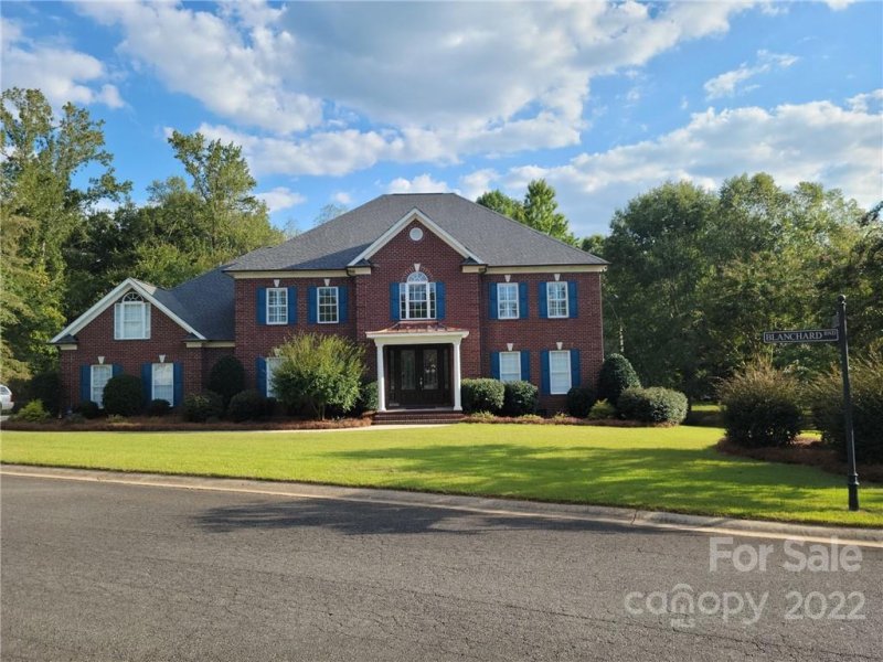 1619 Blanchard Bend